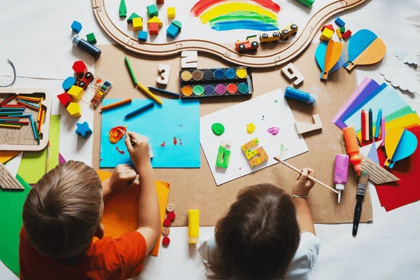 Kids Crafting .